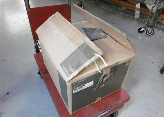 三菱新しいMelservo MR-Hシリーズ在庫のサーボ アンプMR-H15KBNのコントローラー