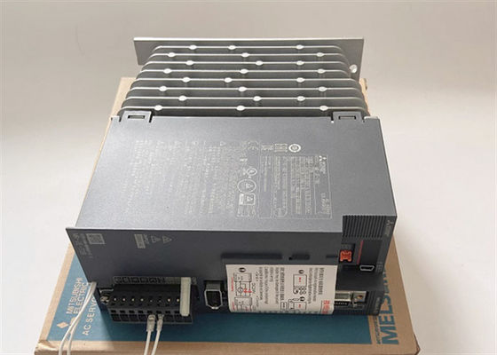 MR-JE-70BF三菱ACサーボ アンプMR-JE 700Wの単一フェーズは入った