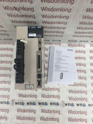 1PH 200-230V ACサーボ モーター ドライブ、YASKAWA Servopack SGDV-5R5A01A 50/60HZ 3.7A
