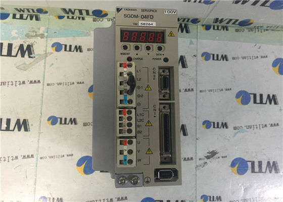 50/60HZ SERVOPACKの産業ServoはYASKAWA SGDM-04FD 400Wを運転する