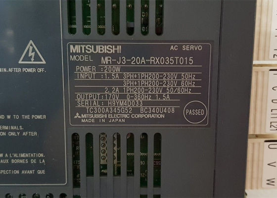 200W三菱MR-J3-20A-RX035T015 ACサーボ アンプ1.5A産業ドライブは170Vを出力した