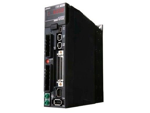 OMRON R88D-KT08HサーボAC 200 | 230VAC供給4.1A 230Vは750 Wに荷を積む