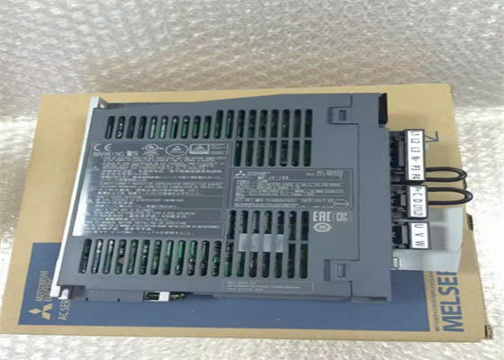 MR-J3-70B-PE099三菱の産業Servoはサーボ アンプを運転する