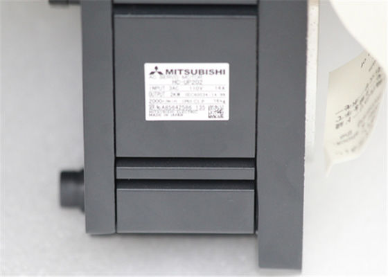 三菱2.0KW産業サーボ モーターHC-UF202 3AC 110V 24A 2000R/MIN