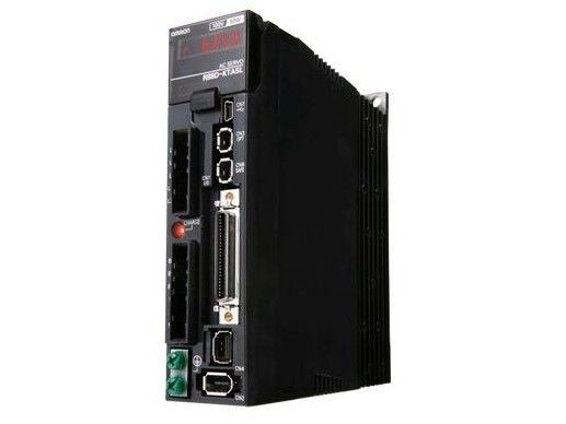OMRON R88D-KN50F-ML2のサーボ運転者16.5A 480Vは5つのkW 380 | 480VACに荷を積む