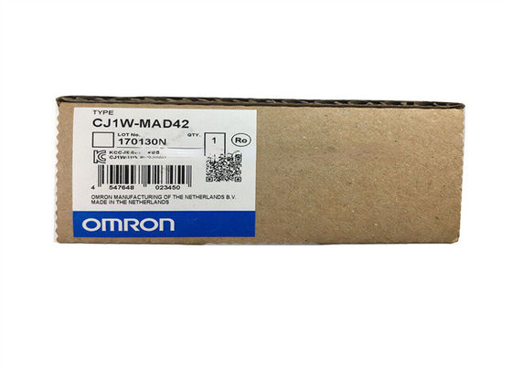 Omron CJ1W-MAD42アナログ入力/出力モジュール4の入力2出力13かまれた決断
