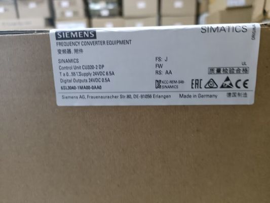 密集したフラッシュ カードのないPROFIBUSインターフェイスとのSiemens 6SL3040-1MA00-0AA0 CU320-2 DP。