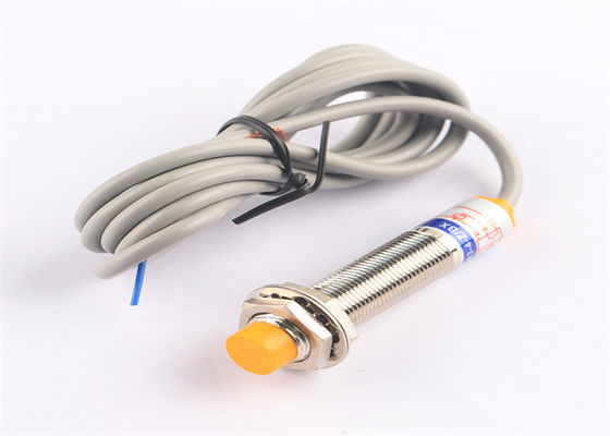 LJ12A3-4-Z/BXの近接センサー6-36VDC 12MMの金属は4MM 3WIRE及ばない