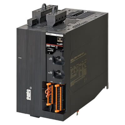 OMRON R88D-KT15FサーボAC 380 | 480VAC供給4.7A 480Vは1.5 kW 4.7Aに荷を積む