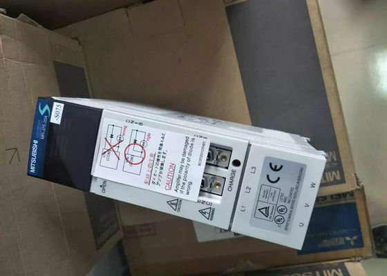 三菱電機200Wの新しい産業アンプMR-J2S-20A-S075三相サーボ ドライブ