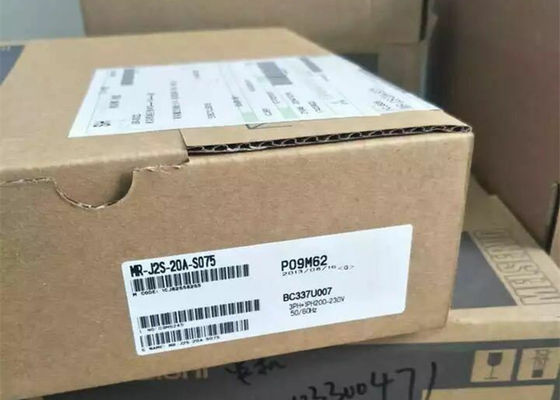 三菱電機200Wの新しい産業アンプMR-J2S-20A-S075三相サーボ ドライブ