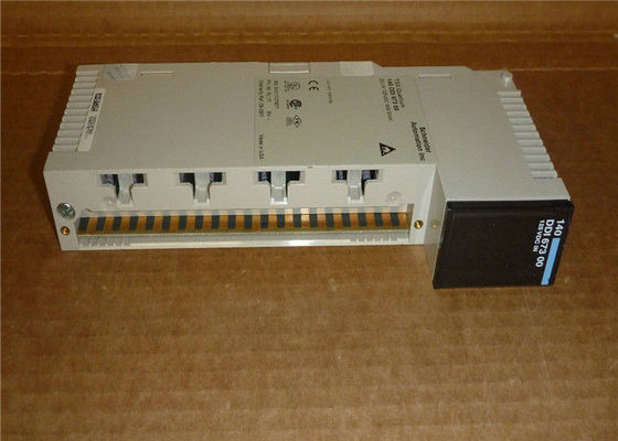 140DDI67300シュナイダーModicon Quantumの標準的な余分な電源モジュールのモジュール780mAをDC入力