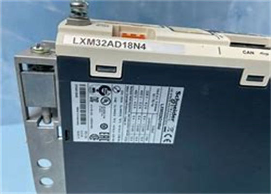シュナイダーLXM32AD18N4動きのSERVO LEXIUM 32 3段階を運転するため1.8 KW 208-480 VAC 50/60のHZ 18のAMP