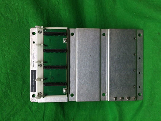 入力/出力モジュールのための140XBP00400シュナイダー4スロット バックプレーンのModicon Quantumねじ
