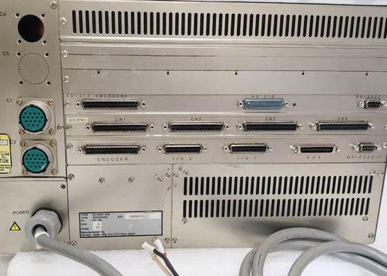 SANKYOはSC3200-300ロボット コントローラーSC3200 200/230VAC 50~60Hzを使用した