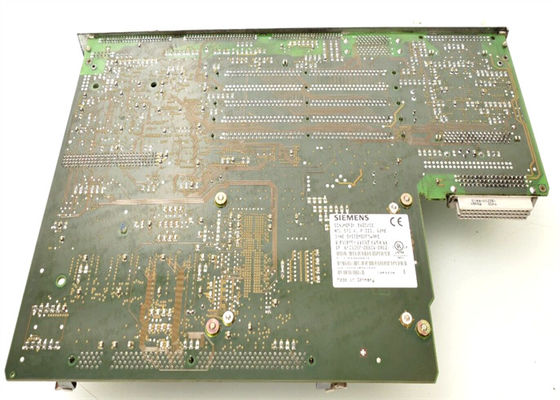 システム・ソフトウェアの記憶のない6FC5357-0BB23-0AE0 SIEMENS SINUMERIK 840D/DE NCU 572.4プロセッサAMD K6-2