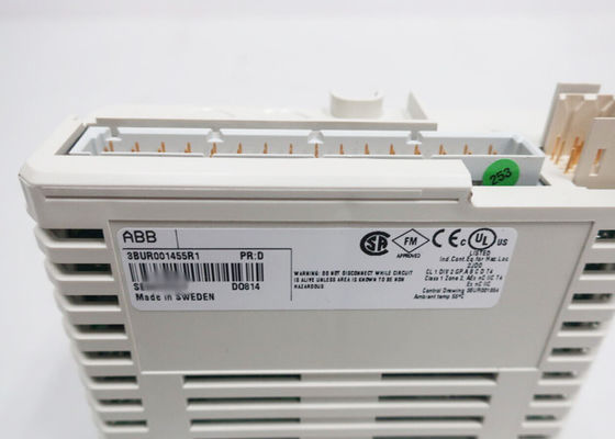 DO814デジタル出力現在の16Ch 3BUR001455R1 ABB S800入力/出力モジュール