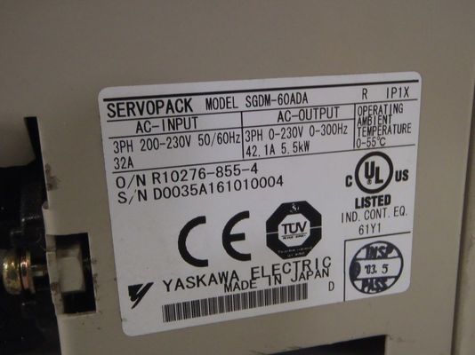 SGDM-60ADA Yaskawa産業電気ServoPack 5.5KW ACサーボ ドライブ