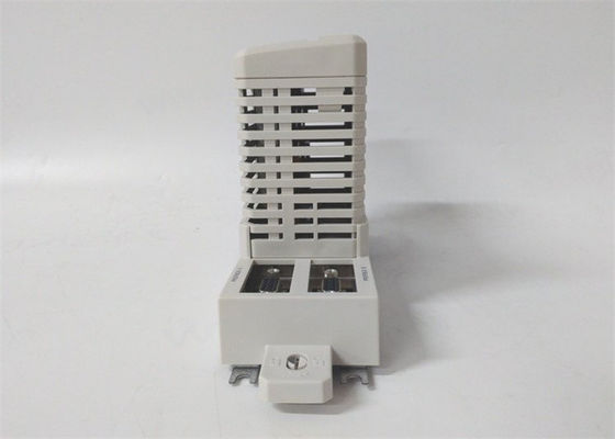 ABB EI801F 3BDH000015R1 AC 800Fイーサネット モジュールEI801Fのイーサネット モジュール10Base2