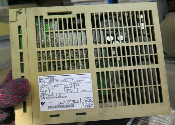 SGDM-08AC-SD2M   Yaskawaの電気サーボ ドライブYaskawaは5.7AMPSサーボ パック800Wattを出力した