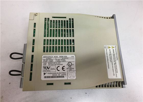 YASKAWA SGDM-10DN 50/60HZ インダストリアル サーボドライブ SERVOPACK