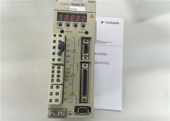 YASKAWA SGDH-02AE-R 200W 50/60HZ SERVOPACK 産業用サーボドライブ