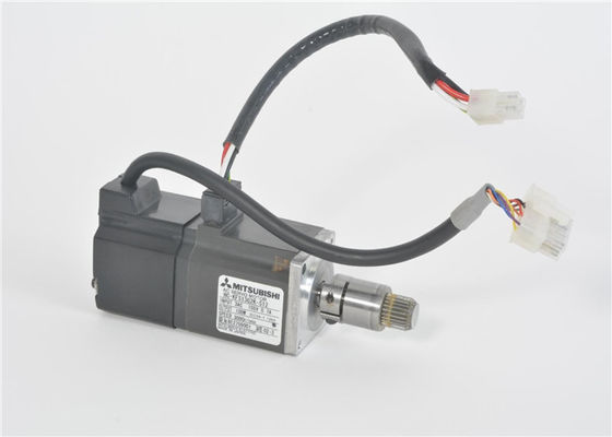 3AC 105V、0.7Aの新しい三菱100W産業ACサーボ モーターHC-KFS13G2K-S12、新しいですか使用される