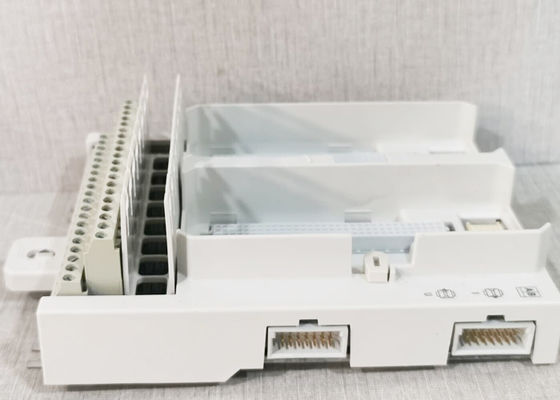 TU844 3BSE021445R1のターミナル ブロック モジュール余分なMTUの単位50V S800