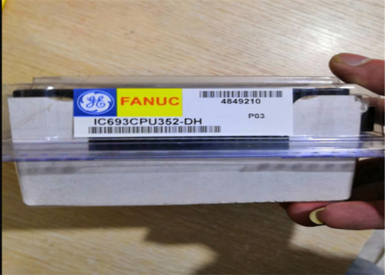 IC200ALG328 GE出力モジュール 13 ビット 8 または 12 チャネル 5V 出力 50mA 最大 FLD PWR