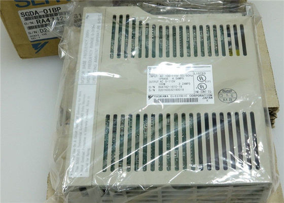 Yasakawa SGDA-01VP   ACサーボ モーター ドライブ100W 0.13HPは容量を評価した
