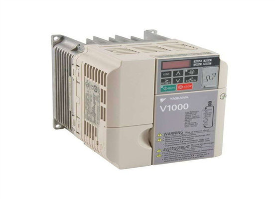 YASKAWA CIMR-VC4A0005BAAのベクトルACインバーター ドライブは1.5-2.2 KW 50/60のHZ入った