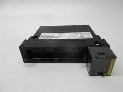 1756-OF8アレン ブラッドリー   決断15bitのアナログ出力 モジュール