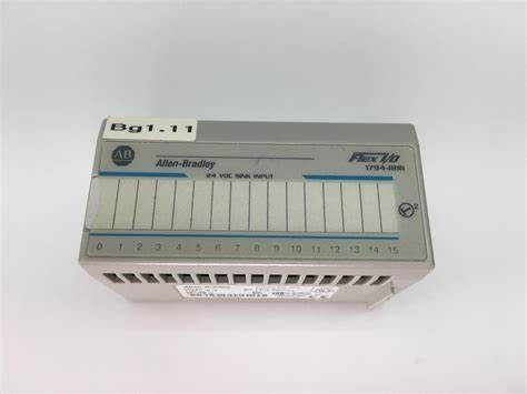 1794-IB16アレン ブラッドリーの屈曲入力/出力のデジタル入力 モジュール16の黄色い自動運転表示灯