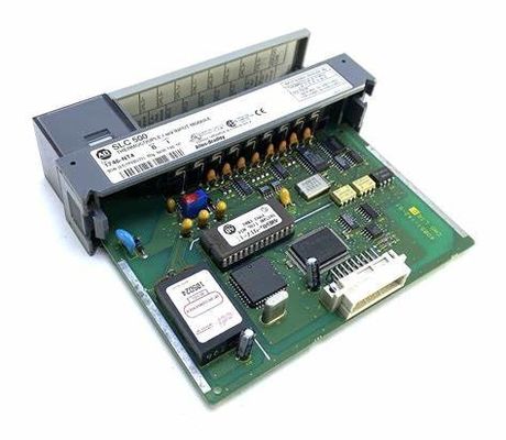 AB 1747-CP3 DC 5ボルトのの0.3ワットおよびSLC 500のシャーシのスロット2ボルトのの0.5ワットDC 0