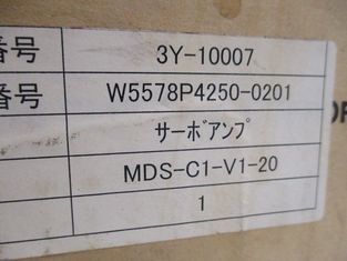MDS-C1-V1-20 2.0KW三菱のサーボ アンプの単位の軸線制御プログラマブル コントローラ