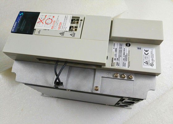 MR-J2S-700B-EG三菱ACサーボ アンプの産業ドライブ7KW 170V 0-360Hz 37.0A