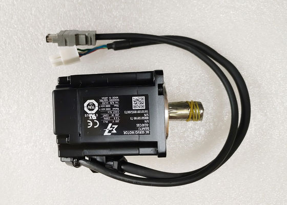 新しいSGM7J-02AFC6S ACサーボ モーター200V 200W 0.318NM 3000r/Min