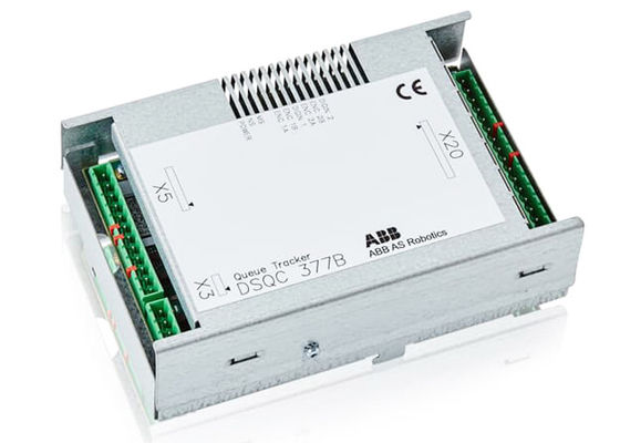 単位を追跡する3HNE01586-1 DSQC 377列の追跡者3HNE015861のコンベヤー