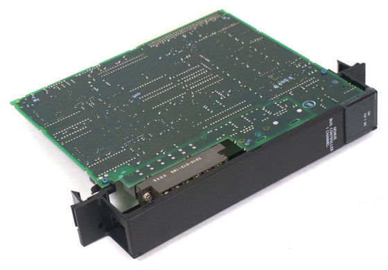 GE IC697BEM731の90-70のシリーズはLEDを点滅させるチャネルCPUごとの30の低下を含んでいる