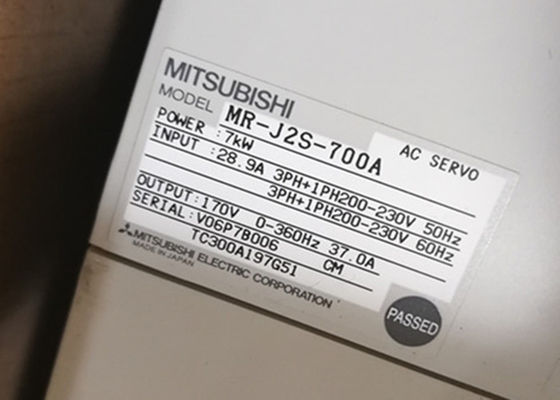 7KW 220V ACサーボ モーター運転者の三菱MR-J2S-700A MELSERVO MR-J2産業アンプ
