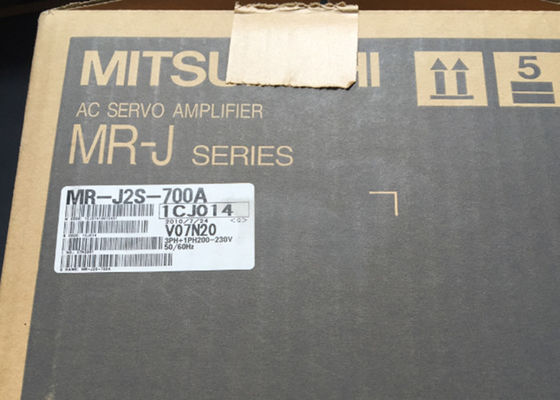 7KW 220V ACサーボ モーター運転者の三菱MR-J2S-700A MELSERVO MR-J2産業アンプ