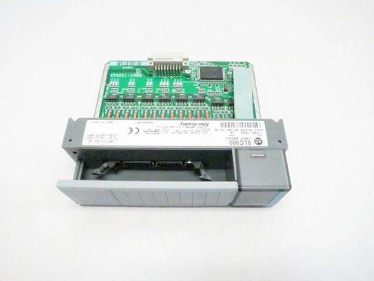 1756-A10アレン ブラッドリーControlLogix plc ControlLogix 10はシャーシに細長い穴をつける