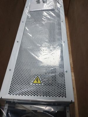ABB ACS800-04M-0610-7+E208+E210+P901 560kW 560A 205 kg 周波数変換器 3相