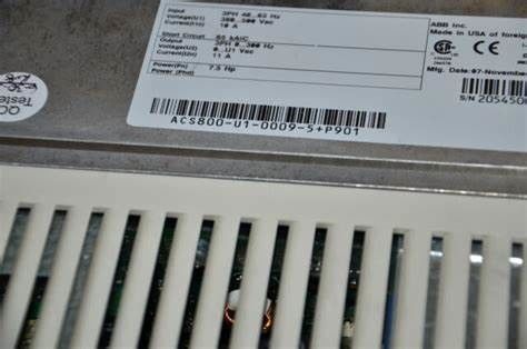ABB ACS800-04M-0440-3+P901 355kW 693A 周波数変換器 205 kg 長さ 564 mm