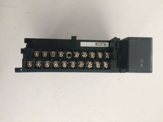 IC693ALG220 GE Fanuc 12ビット アナログ入力モジュールシリーズ90-30 プラットフォーム