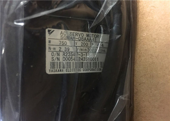 ヤスカワAC工業サーボ SGMAH-08AAA41 750W 200Volt 3000RPM 新品