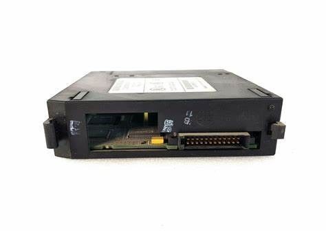 GE IC693DSM302 I/O 接続を1から134まで217,727 ユーザー単位/秒