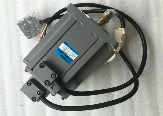 Mitsubishi MELSERVO HIGH SPEED HA-FE63 AC SERVO MOTOR HA-FE63BG 新品在庫あり