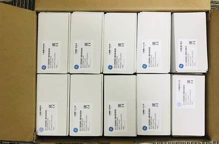 GE IC200MDL144 VersaMax ディスクリート入力モジュール, 240 VAC ポジティブ・ロジック, 16 ポイント