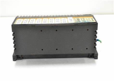 GE IC660BBS103 入力電圧範囲 93 VAC から 132 VAC 2000V 毎10秒